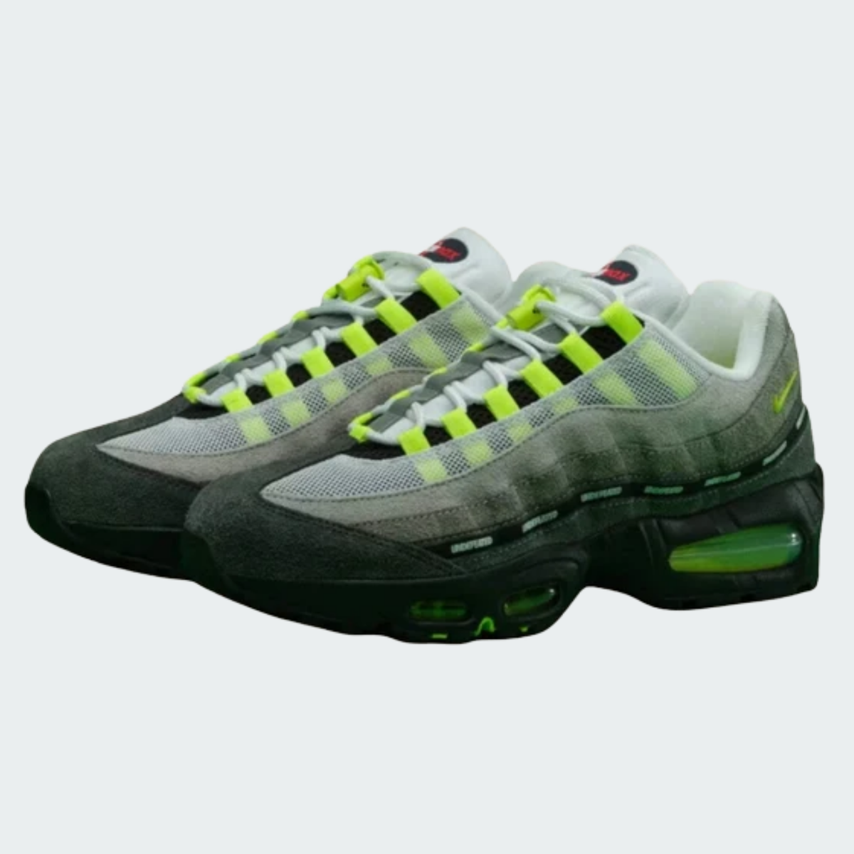 Air Max 95 x UNDEFEATED Nyc Neon