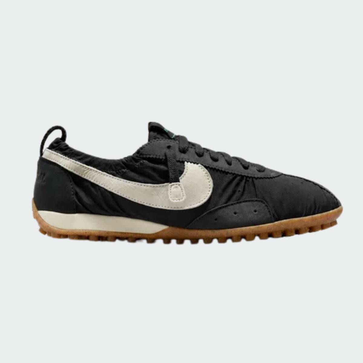 Jacquemus Moon Shoe University Black