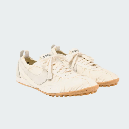 Jacquemus Moon Shoe University Cream