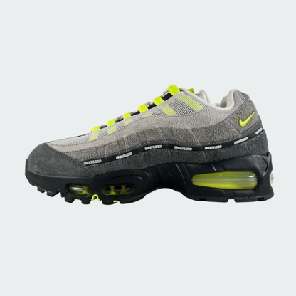 Air Max 95 x UNDEFEATED Nyc Neon