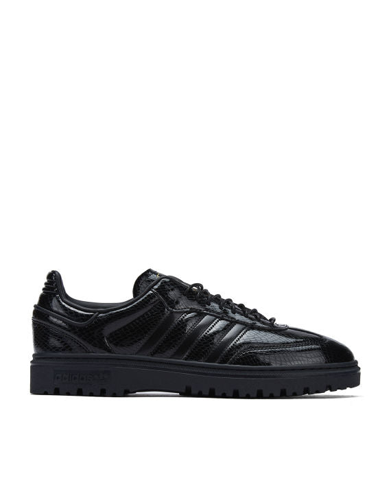 Samba Winterized Black