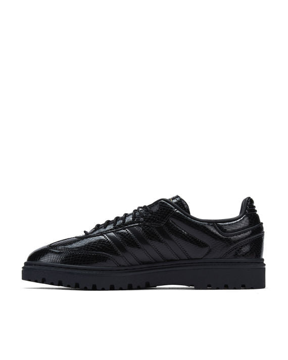 Samba Winterized Black