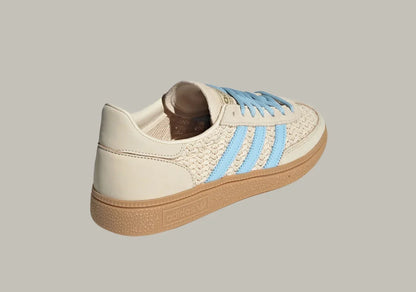 HANDBALL SPEZIAL - sand stratapreloved brownclear sky